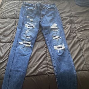 AMERICAN EAGLE Women’s Hi Rise Next Level Stretch Ripped Jeans, Size 12